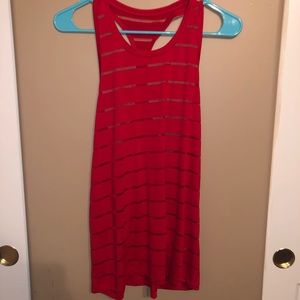 Red tank top size small